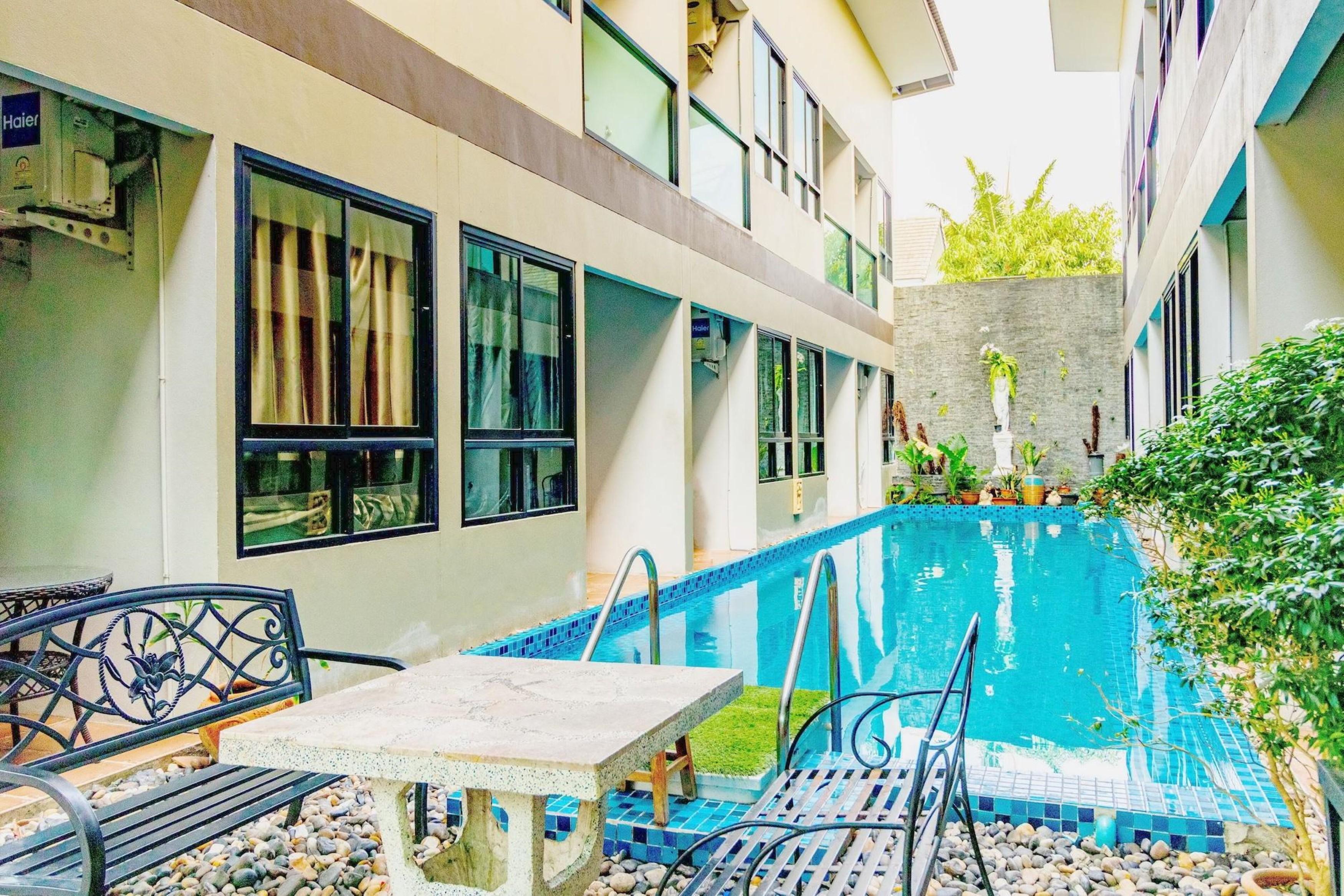 The Pool Resort Bangkok Kültér fotó